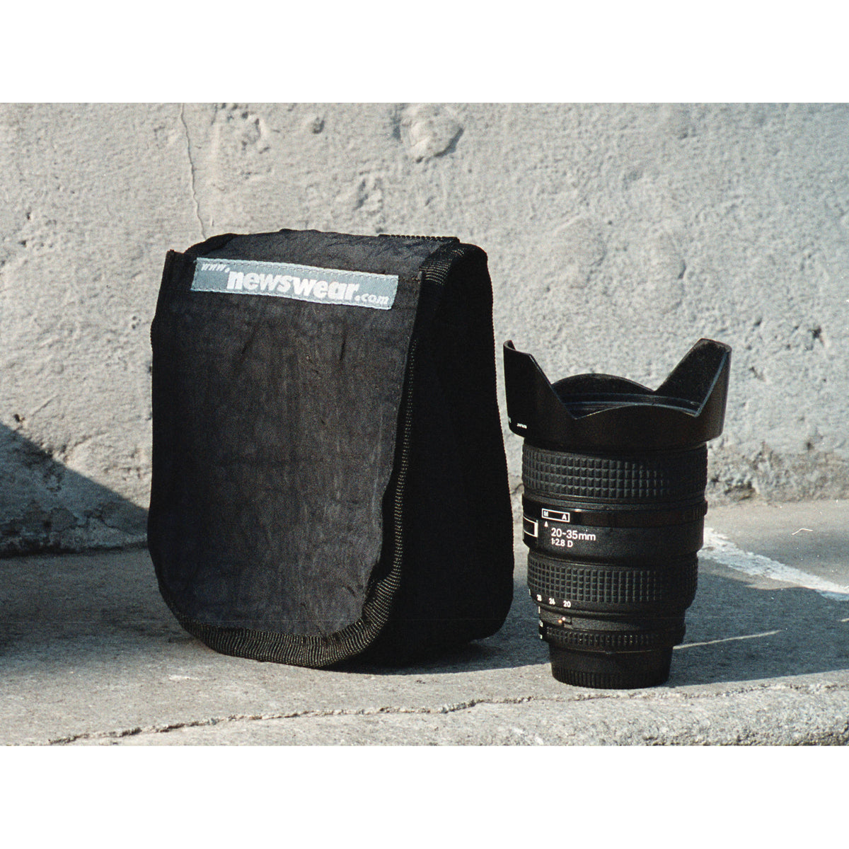 Funda para Lente Newswear Chico Press - vista frontal