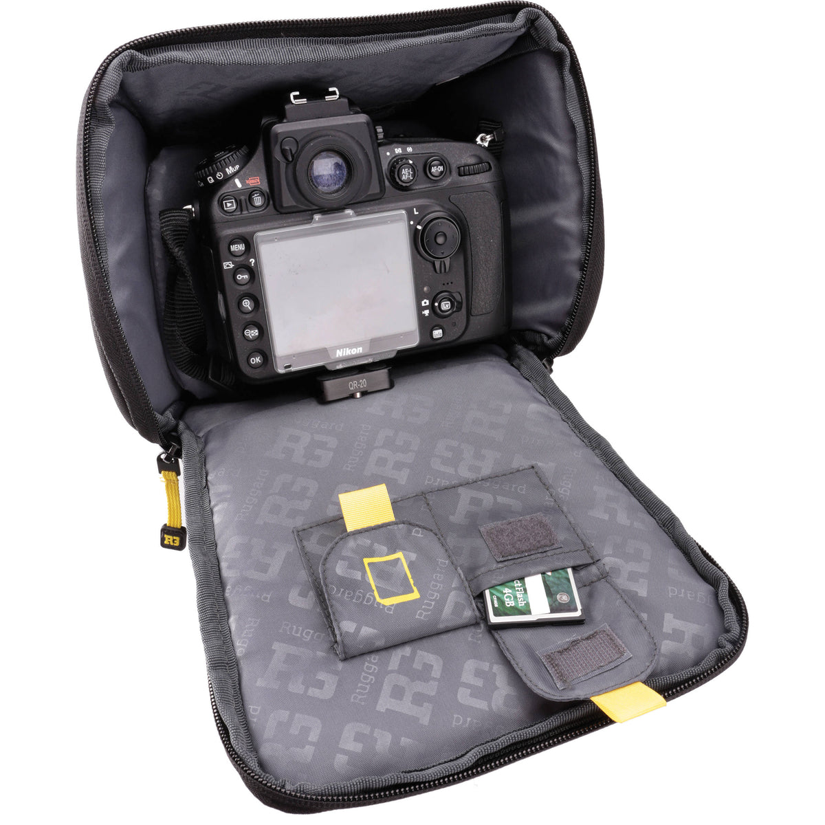 Holster Ruggard Hunter Pro 75 - puertos y conexiones
