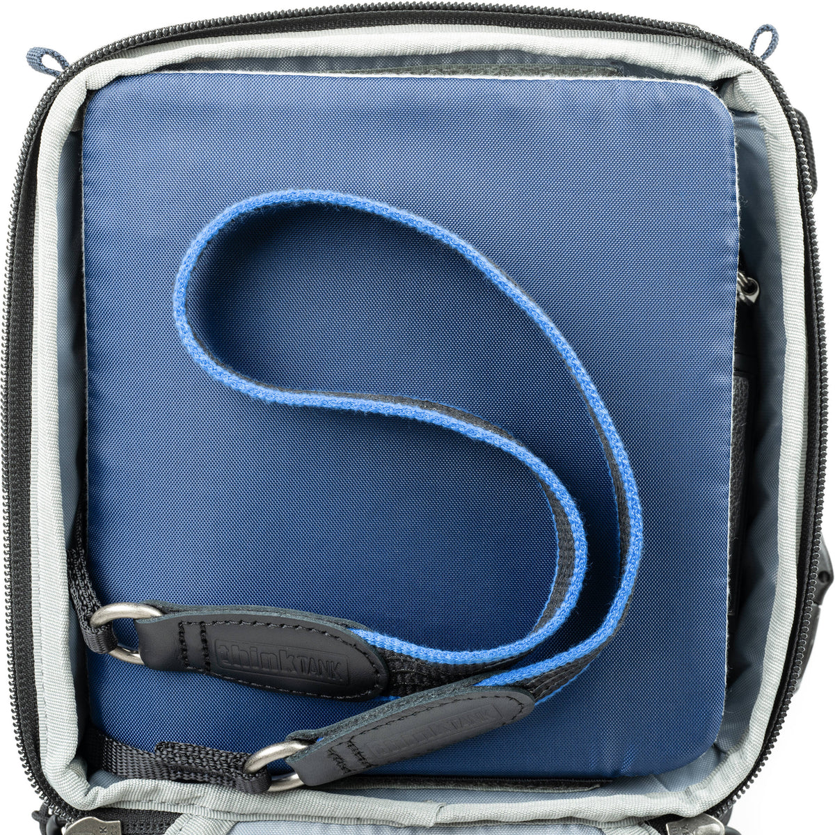 Holster Think Tank Photo V3 Digital 150 (XX Grande) - puertos y conexiones