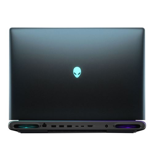 Laptop Gaming Alienware 18 Area-51 AA18250 18 — vista en perspectiva