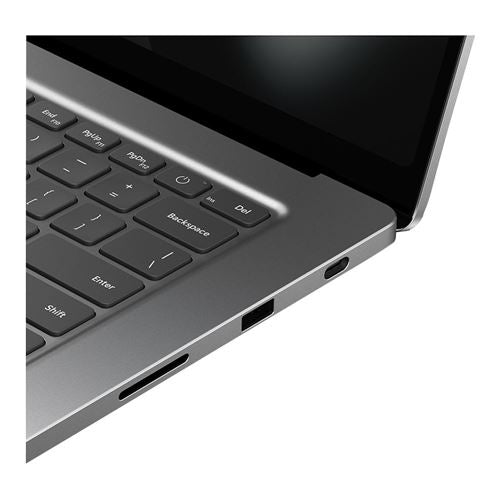 Laptop Microsoft Surface — vista en perspectiva