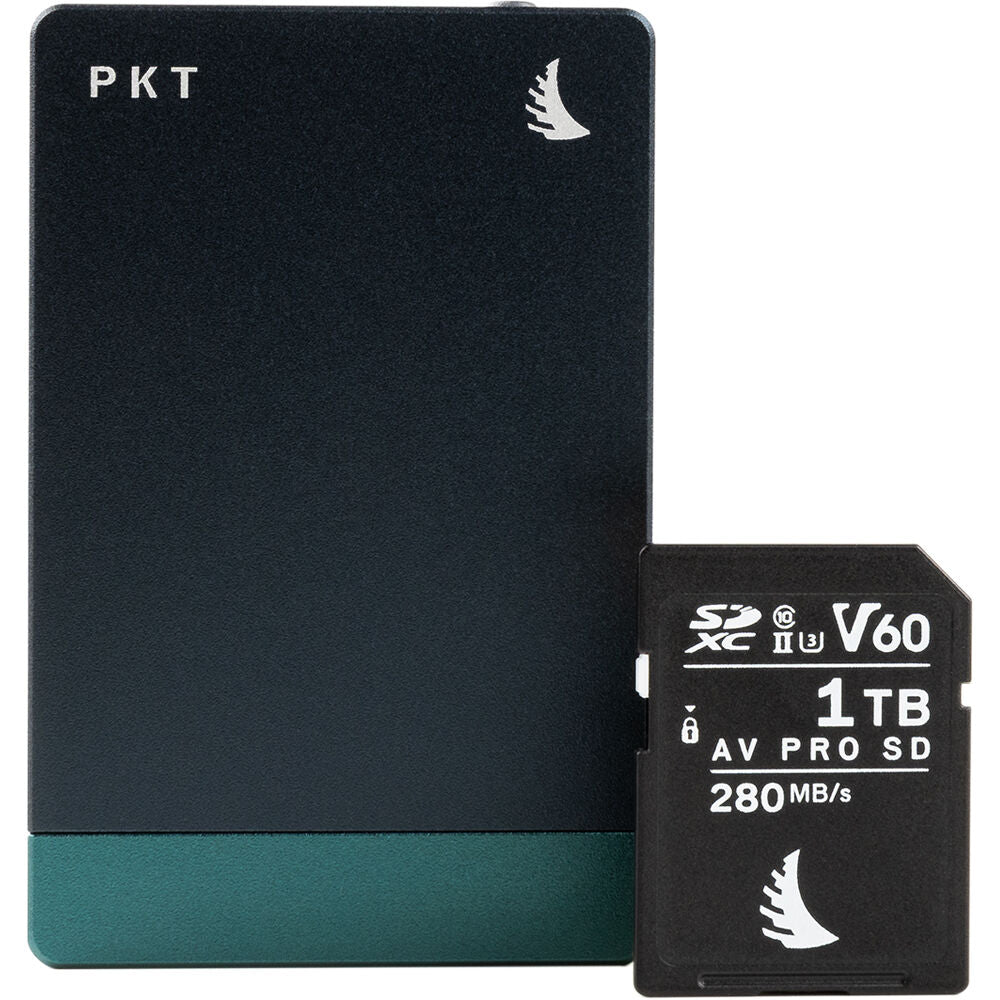 Lector de Tarjetas Angelbird PKT UHS-II SDXC - en uso