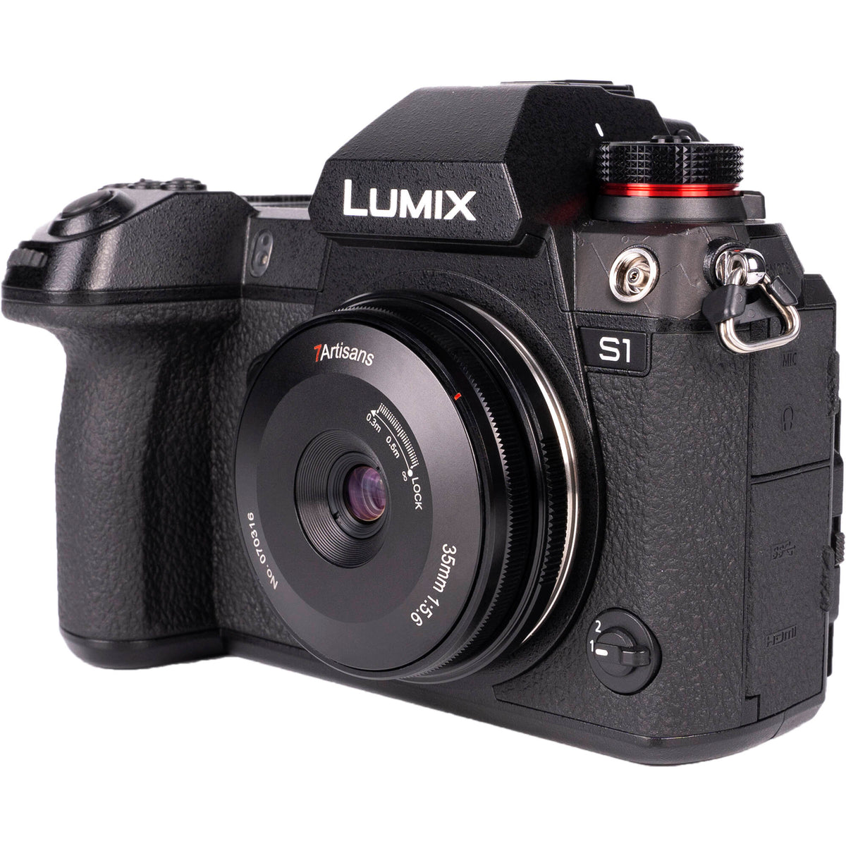Lente 7Artisans 35mm f/5.6 Pancake (Negro) - detalle
