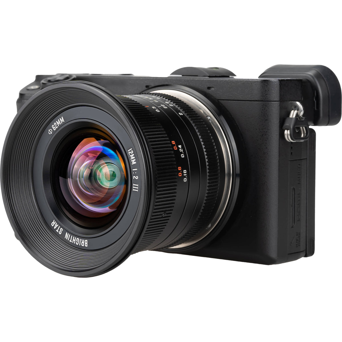 Lente Brightin Star 12mm f/2 III - vista frontal