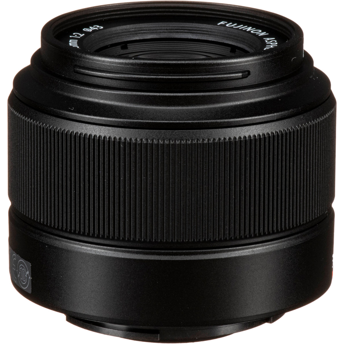 Lente Fujifilm XC 35mm f/2 - vista lateral