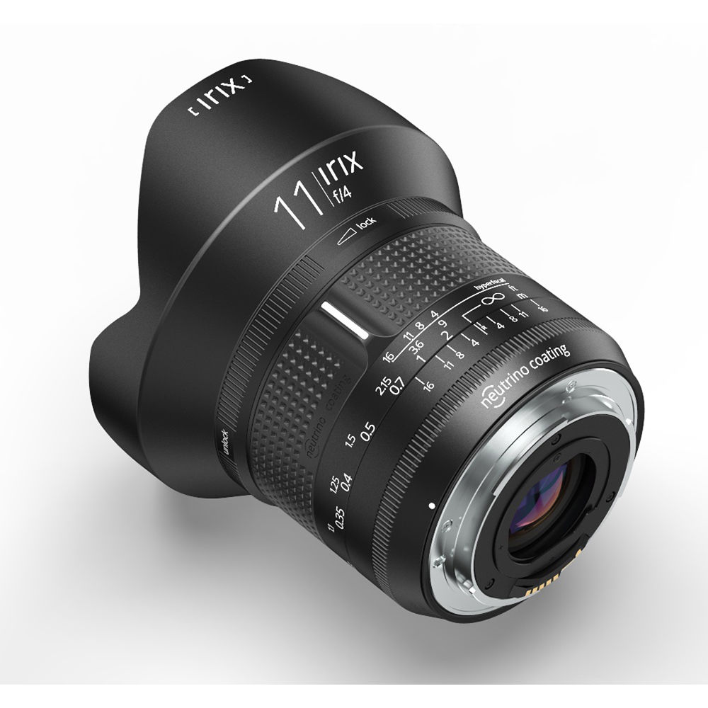 Lente IRIX 11mm f/4 Firefly - puertos y conexiones