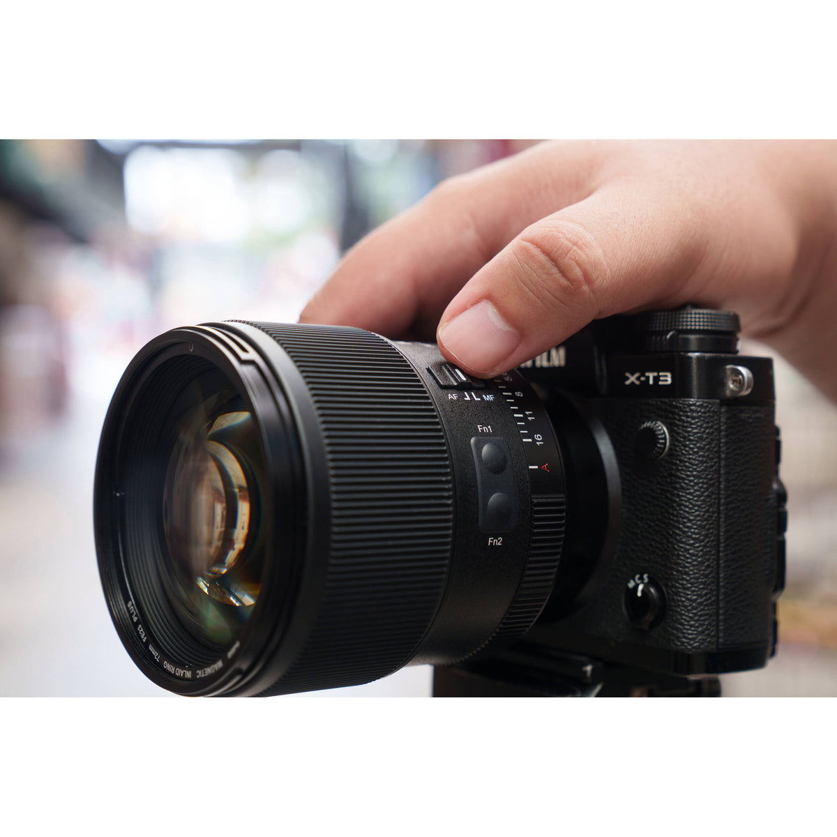 Lente Kase 85mm f/1.4 AF - puertos y conexiones