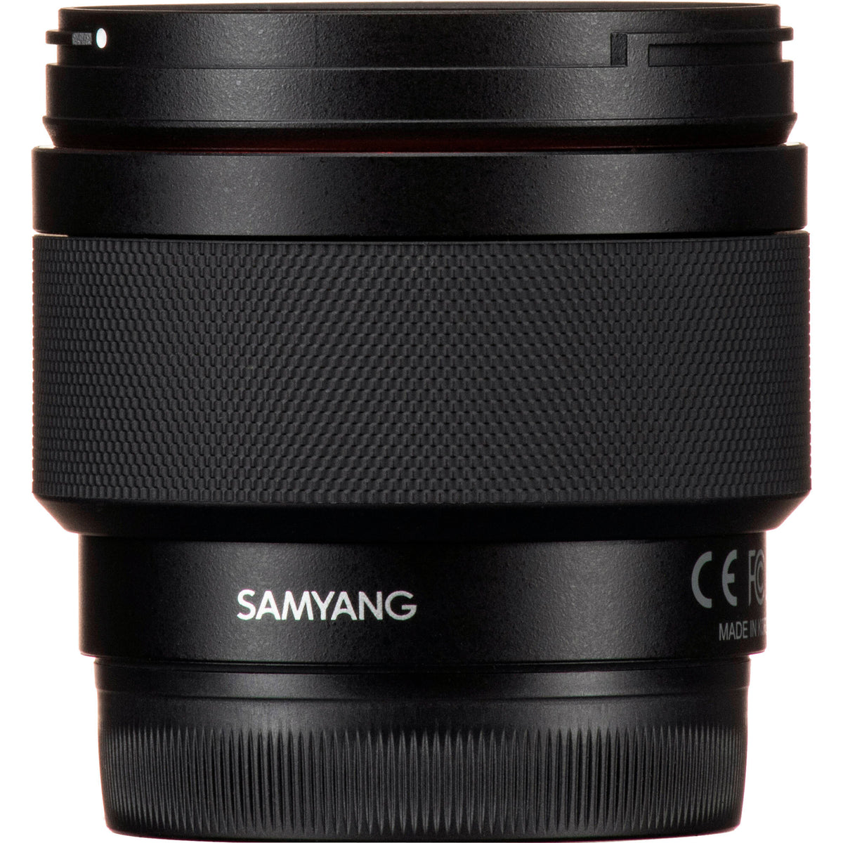Lente Samyang 12mm f/2.0 AF Compact Ultra-Wide Angle - detalle