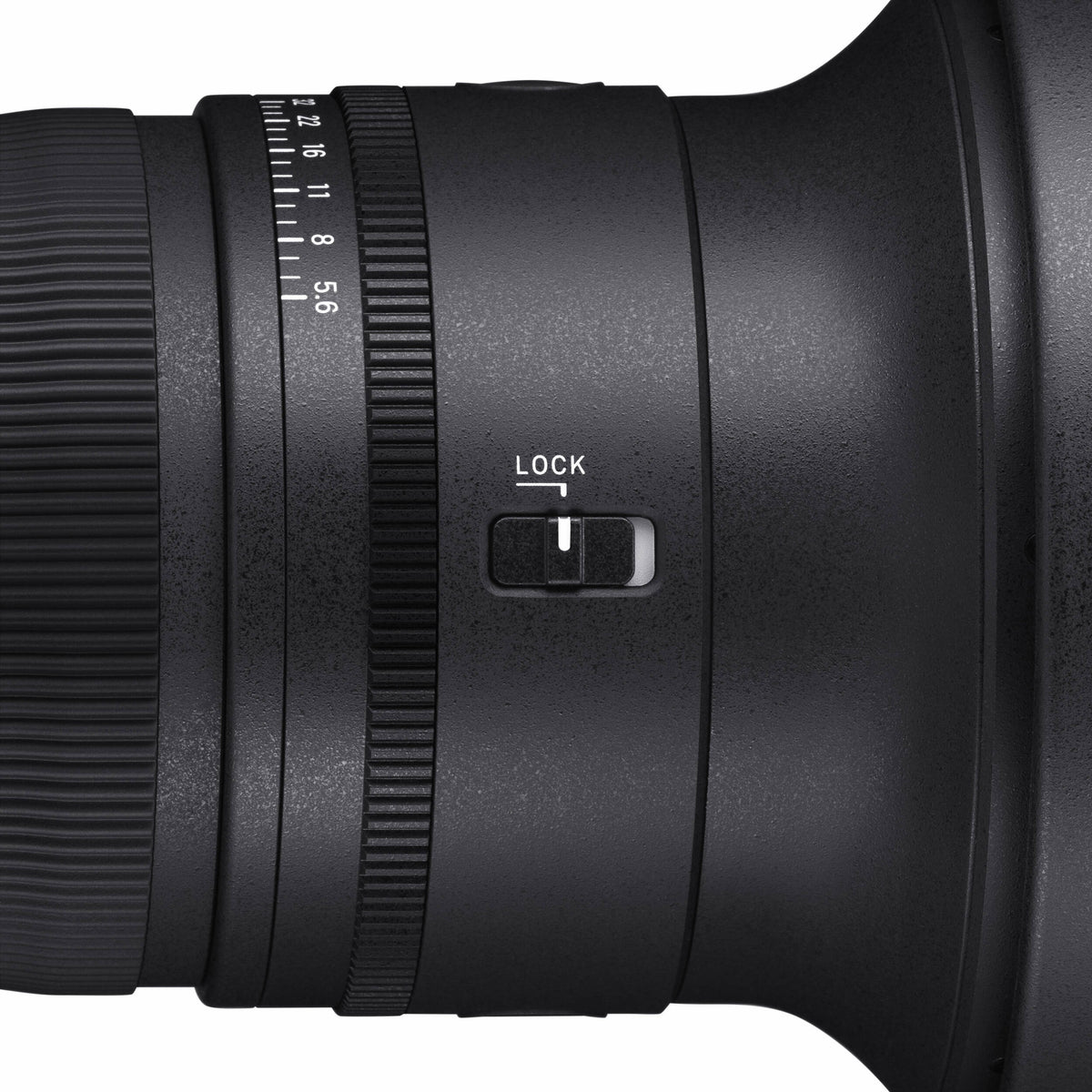 Lente Sigma 500mm f/5.6 DG DN OS Sports - contenido de la caja