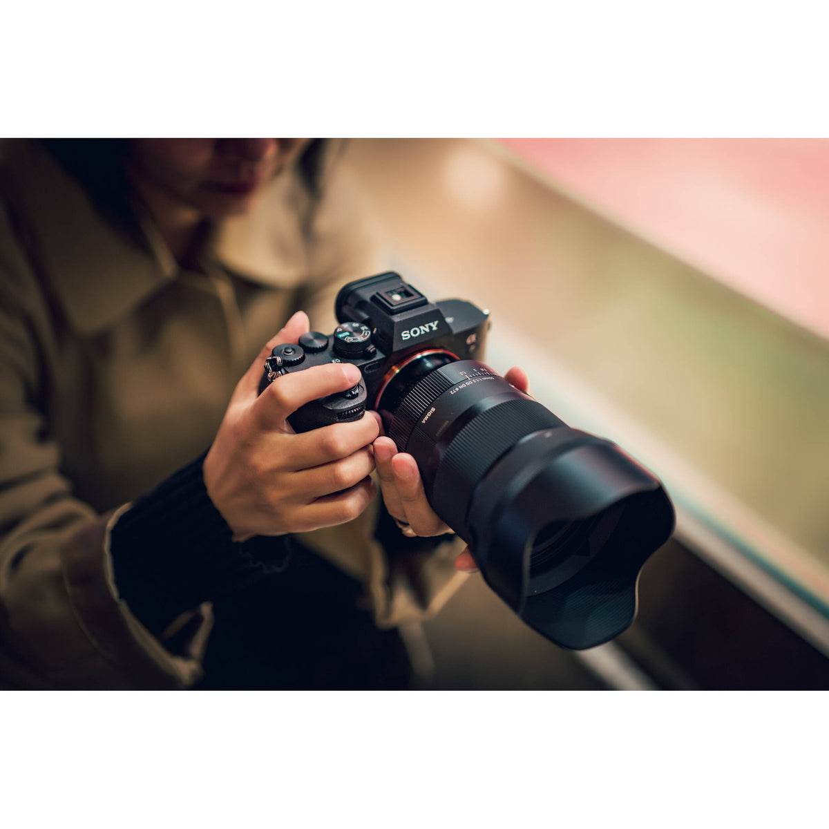 Lente Sigma 50mm f/1.2 DG DN Art - contenido de la caja