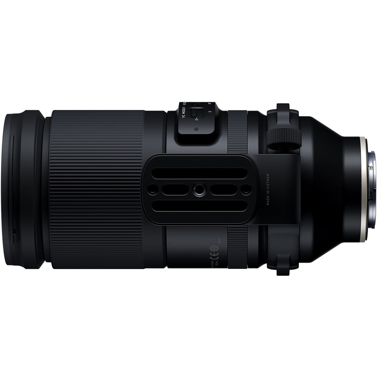 Lente Tamron 150-500mm f/5-6.7 Di III VC VXD - contenido de la caja