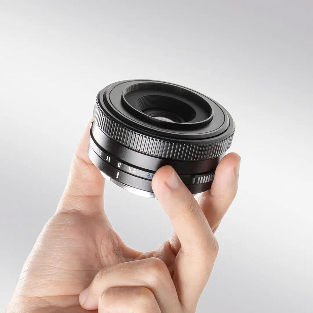 Lente TTArtisan AF 14mm f/3.5 (Negro) - vista trasera