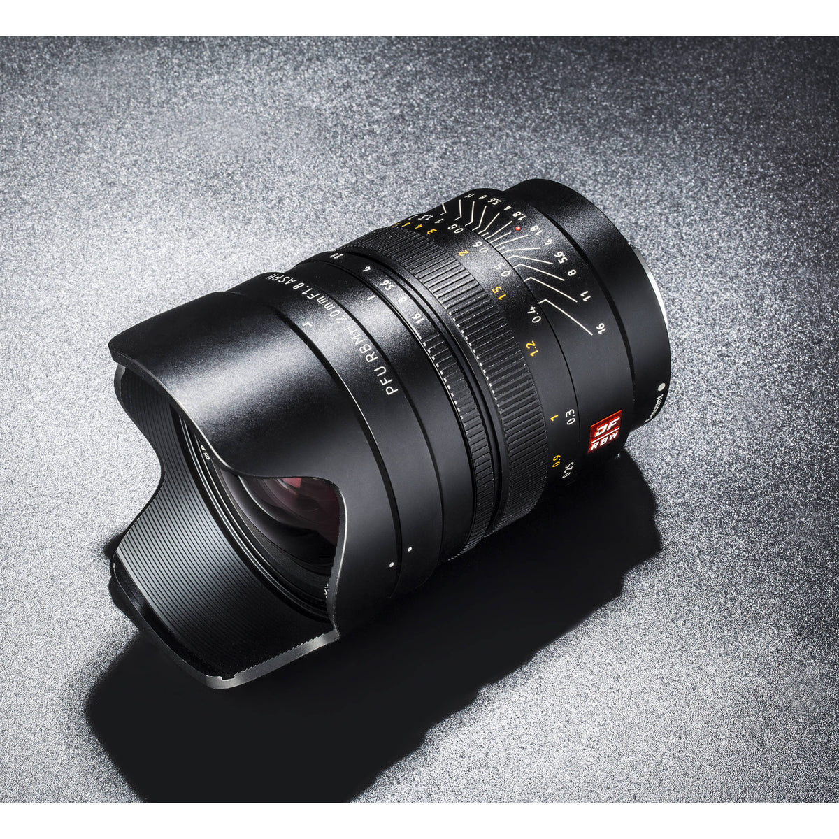 Lente Viltrox PFU RBMH 20mm f/1.8 ASPH - detalle