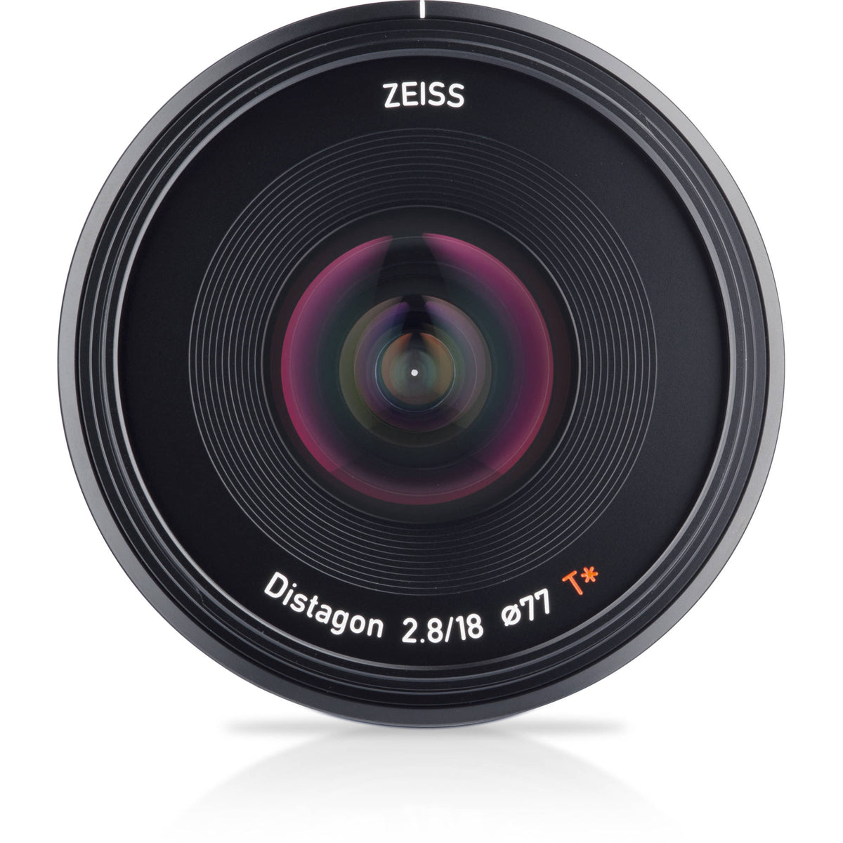 Lente Zeiss Batis 18mm f/2.8 - vista lateral