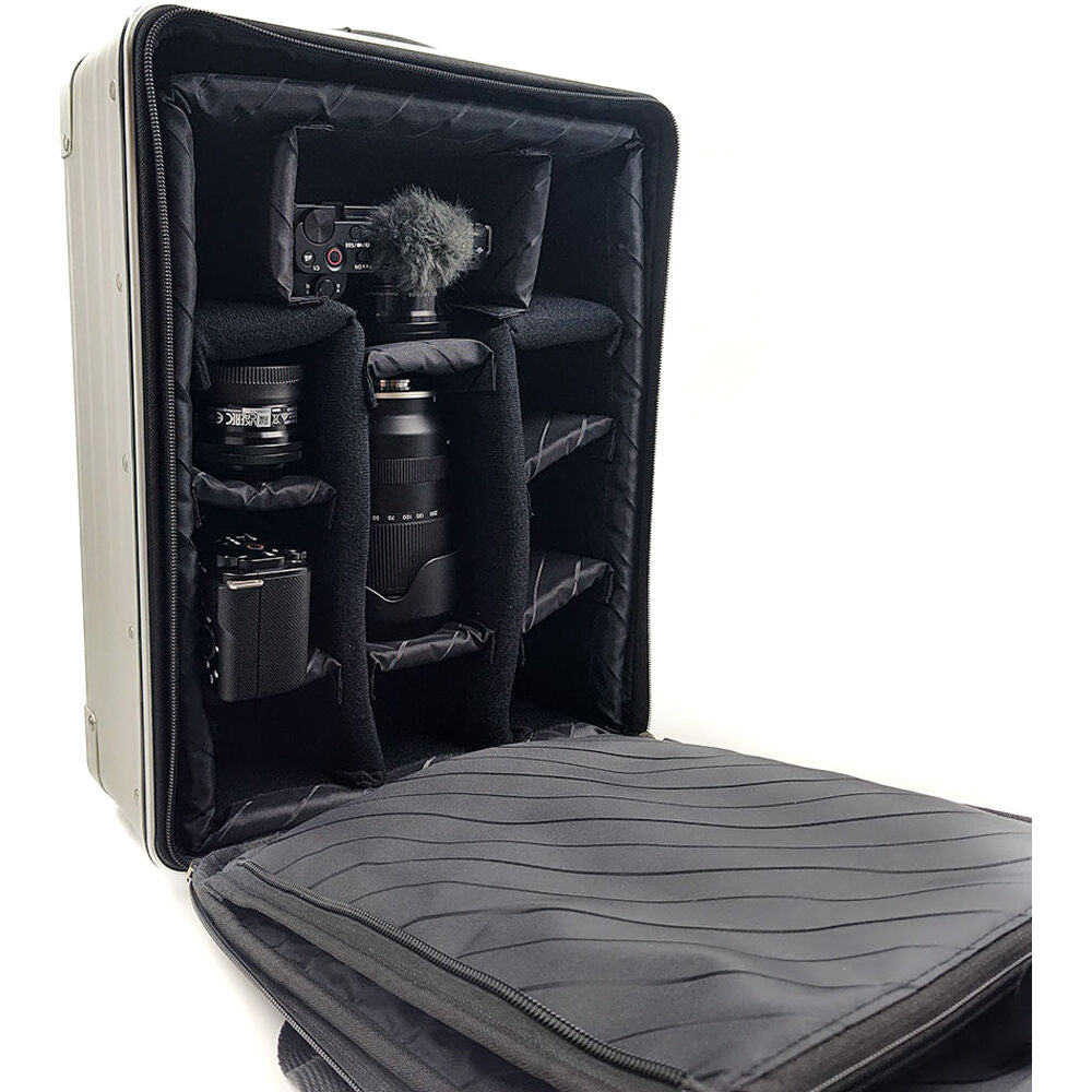 Mochila Aleon Professional con divisores (Bronze, 22L) - puertos y conexiones
