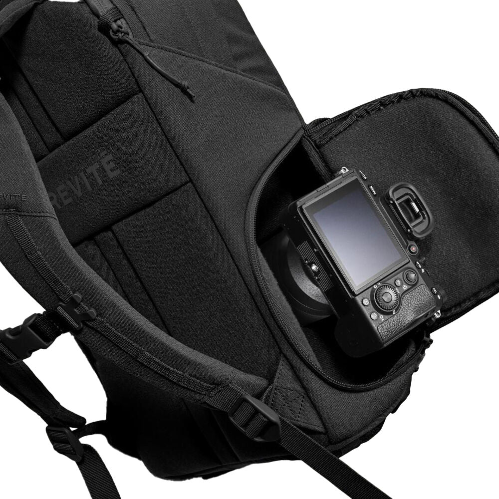 Mochila Brevite The Jumper 2026 Edición (Negro Triple, 18L) - vista trasera