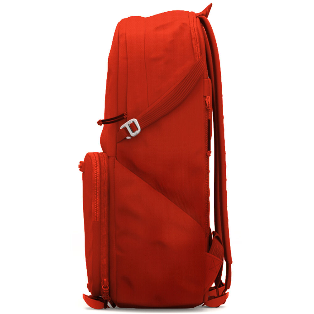Mochila Brevite The Jumper (Poppy Rojo, 18L) - puertos y conexiones