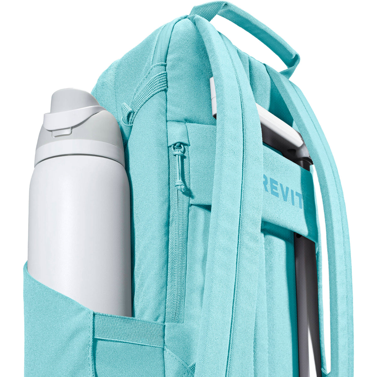 Mochila Brevite The Jumper (Powder Teal, 18L) - puertos y conexiones