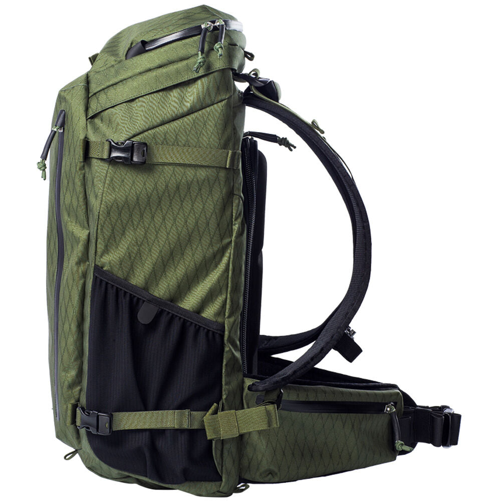 Mochila f-stop Kashmir 2 Air - puertos y conexiones