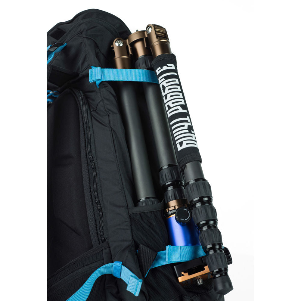 Mochila f-stop Kashmir UL (Negro/Azul, 30L) - detalle