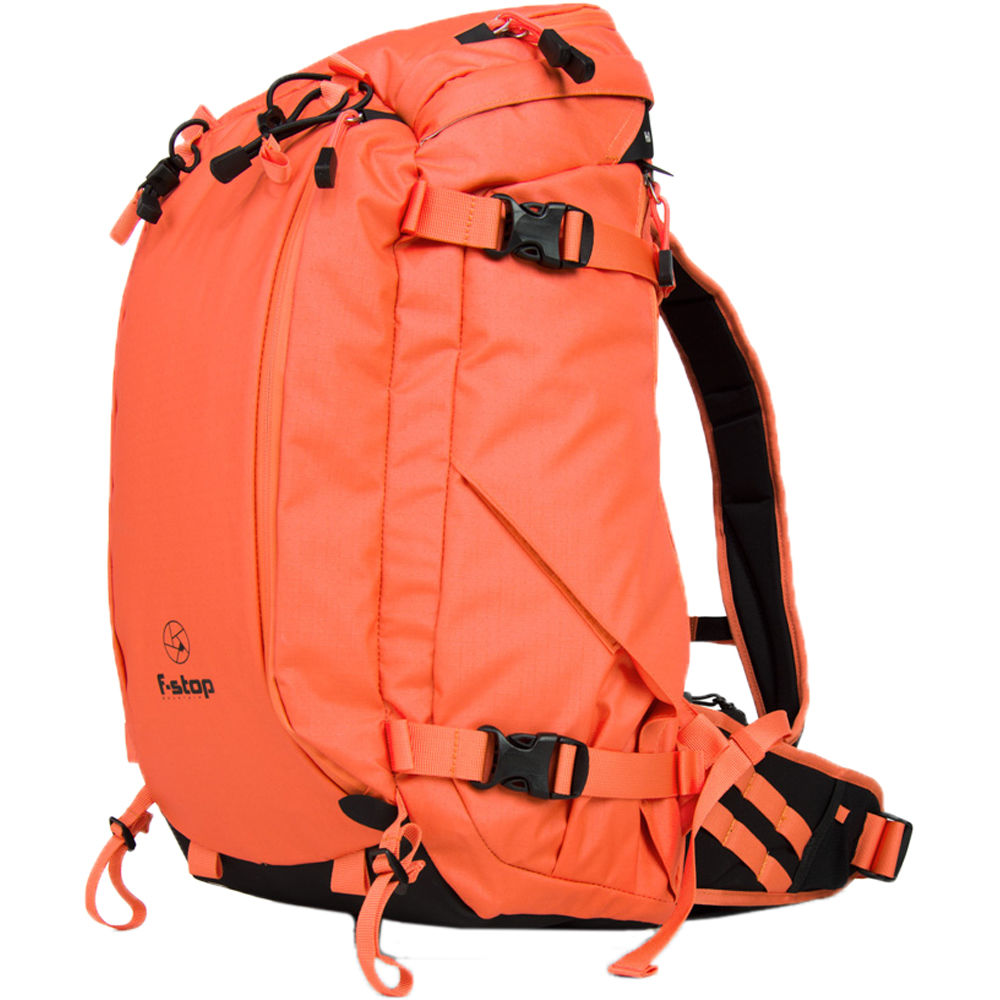 Mochila f-stop Mountain Series Lotus (Anthracite/Matte Negro, 32L) - vista frontal