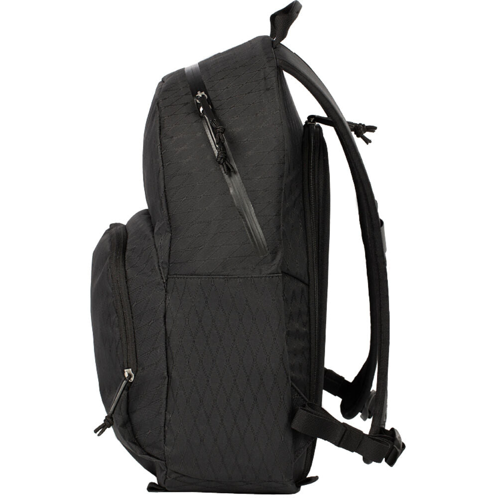 Mochila f-stop Rju Air 18L con Chico Shallow ICU (Negro Anthracite) - puertos y conexiones