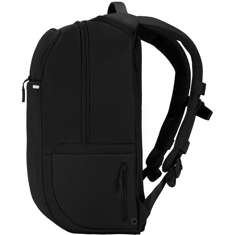 Mochila Incase Pro Pack (Negro) - contenido de la caja