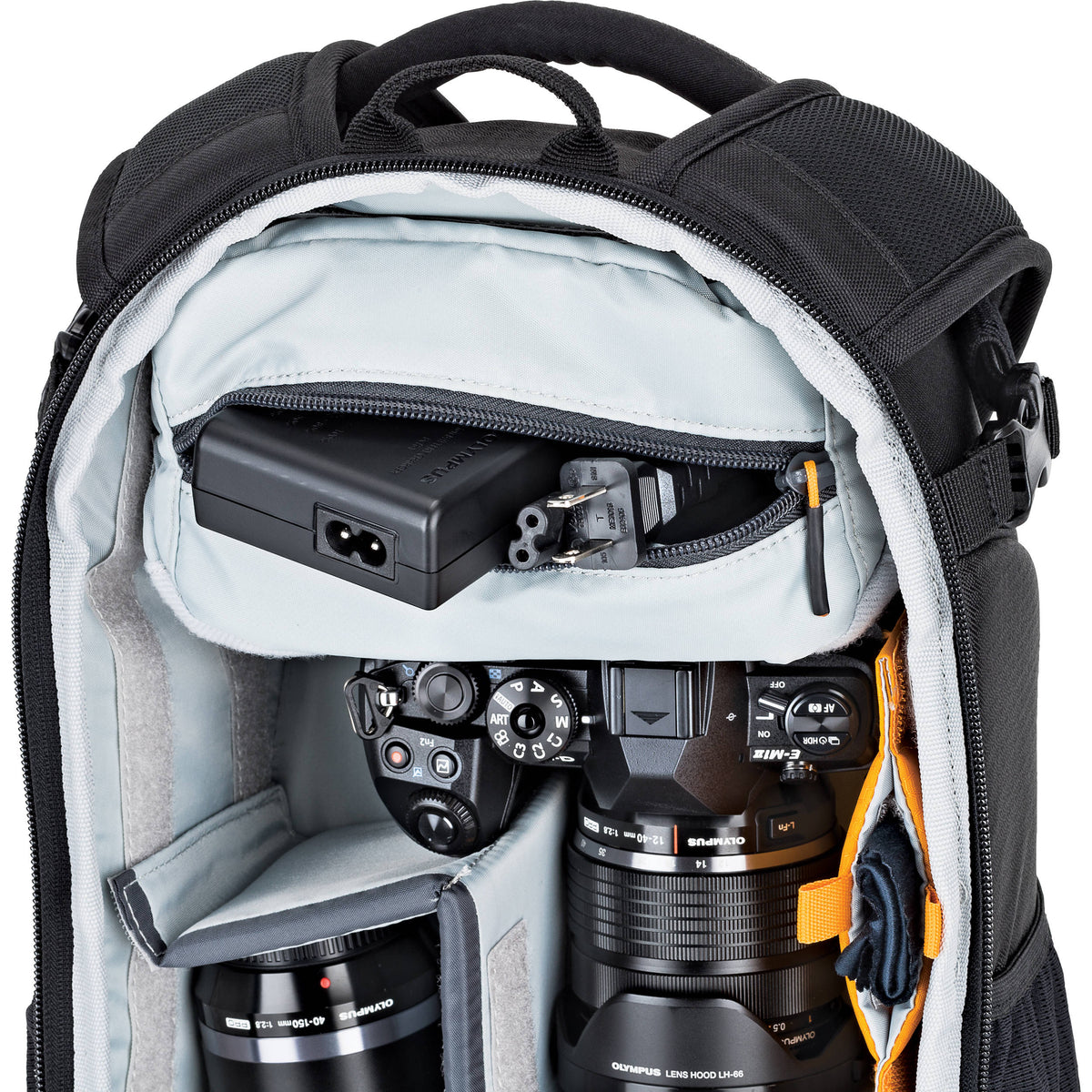 Mochila Lowepro Flipside 200 AW II (Negro) - detalle