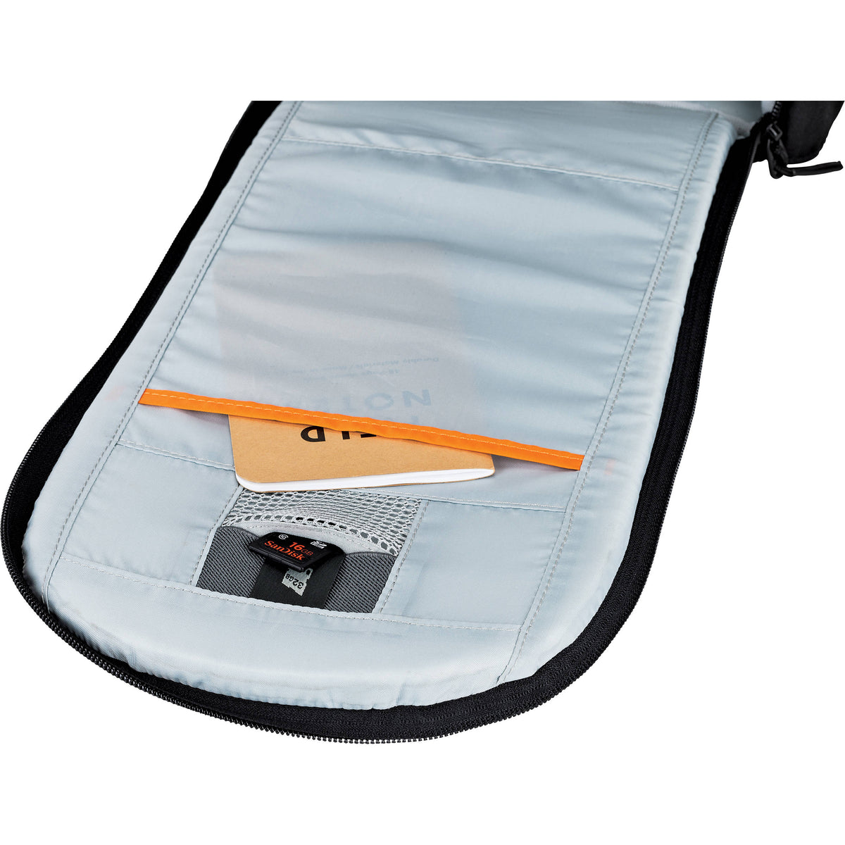 Mochila Lowepro Flipside 200 AW II (Negro) - en uso