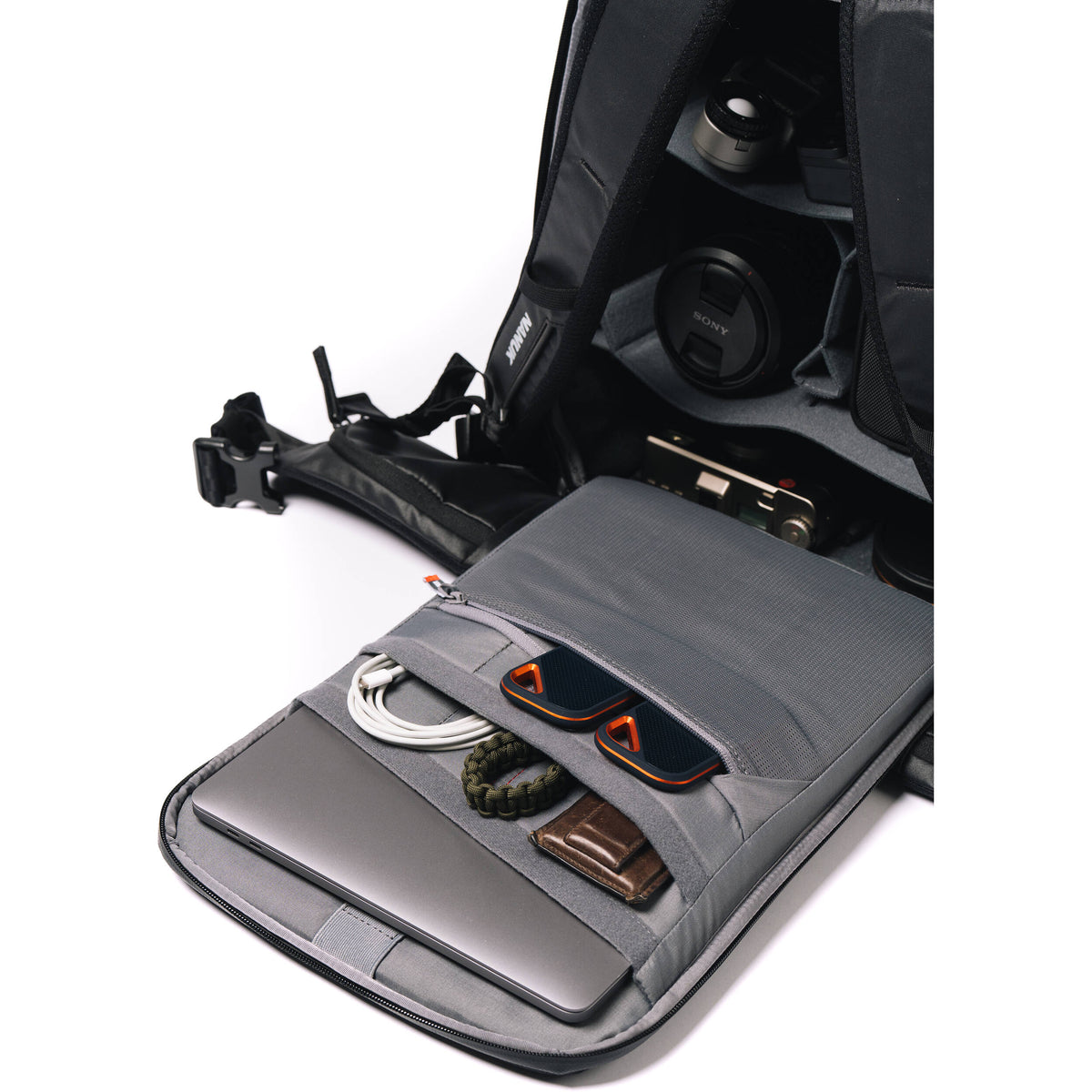 Mochila Nanuk N-PVD para Photo, Video, Drone, y Laptop (Negro, 35L) - vista lateral