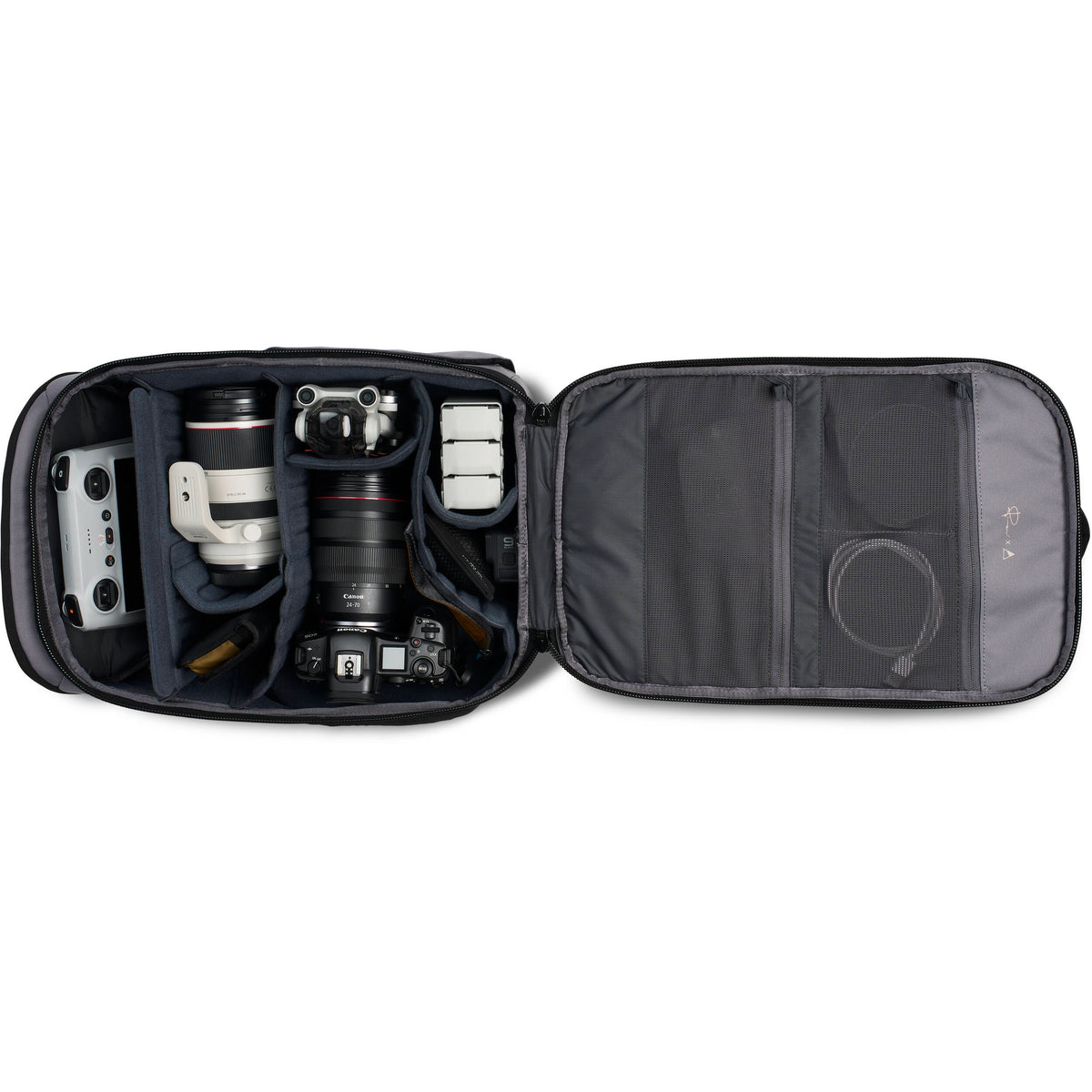 Mochila Nomatic LUMA Pack (Stone, 18L) - puertos y conexiones