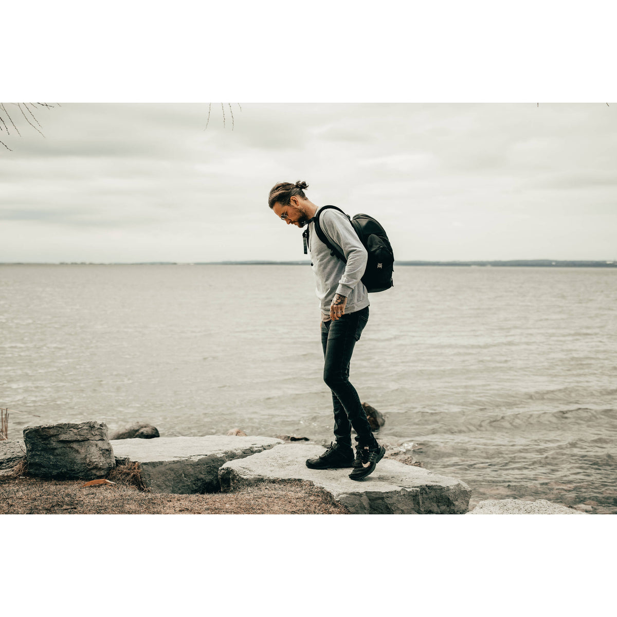 Mochila Nomatic McKinnon Pack (25L) - en uso