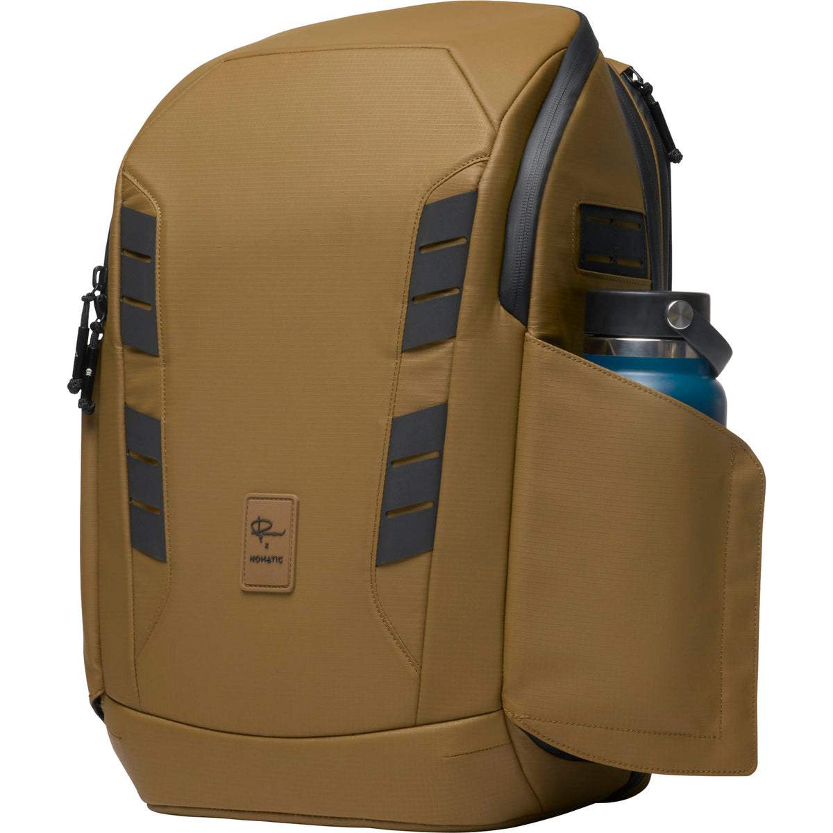 Mochila Nomatic McKinnon Pack con 2 Chico Packing Cubes (Coyote, 25L) - detalle