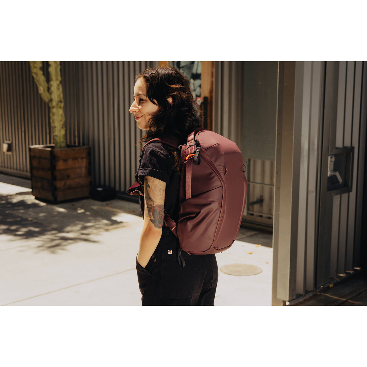 Mochila Peak Design Everyday Zip (Eclipse Purple, 15L) - detalle