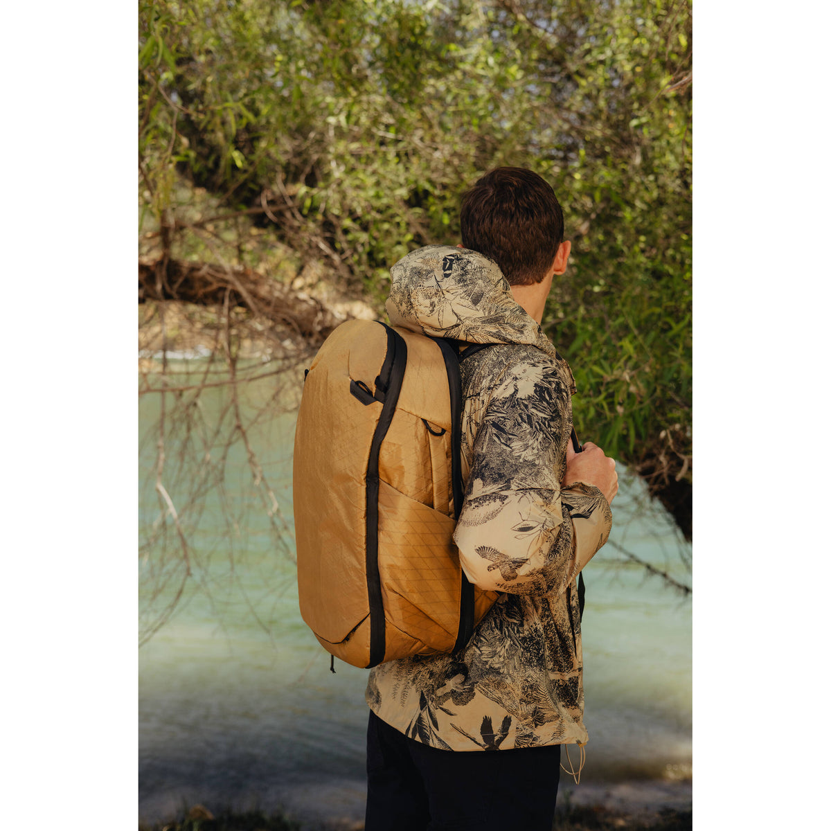 Mochila Peak Design Travel (Coyote, 30L) - detalle