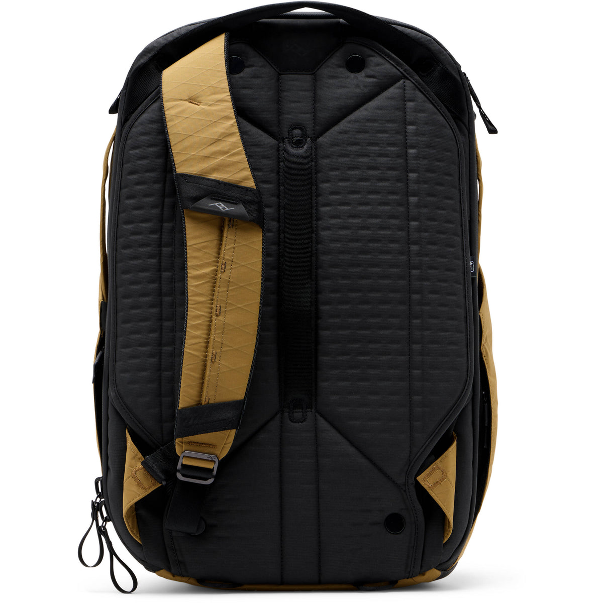 Mochila Peak Design Travel (Coyote, 45L) - detalle