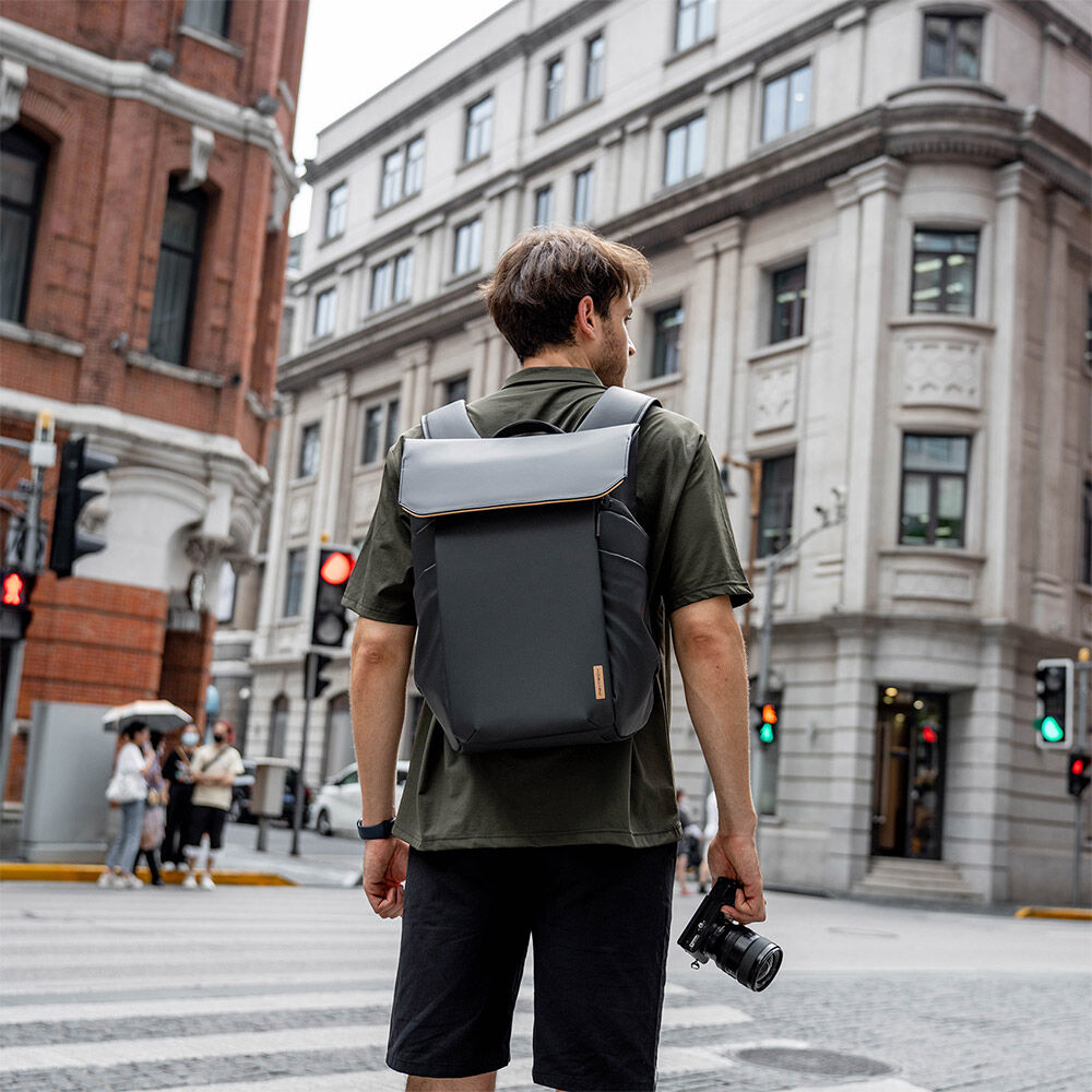 Mochila PGYTECH OneGo Air (20L, Obsidian Negro) - detalle