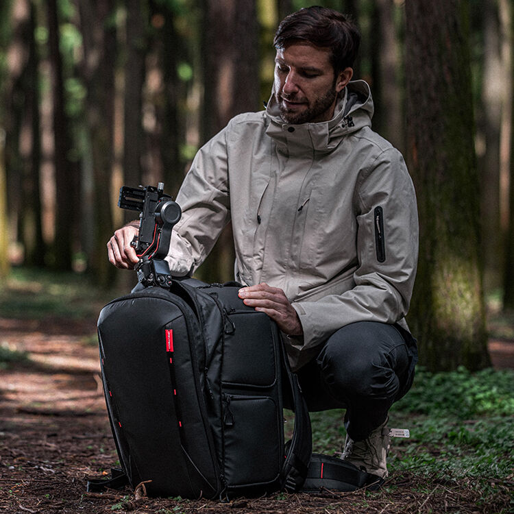 Mochila PGYTECH OneMo 2 (Space Negro, 25L) - detalle