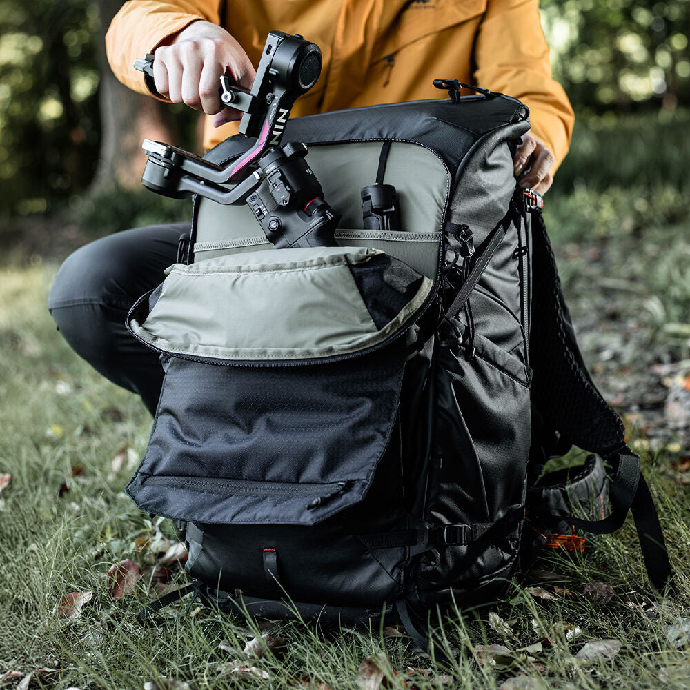 Mochila PGYTECH OnePro Focux (Fern Verde, 35L) - detalle