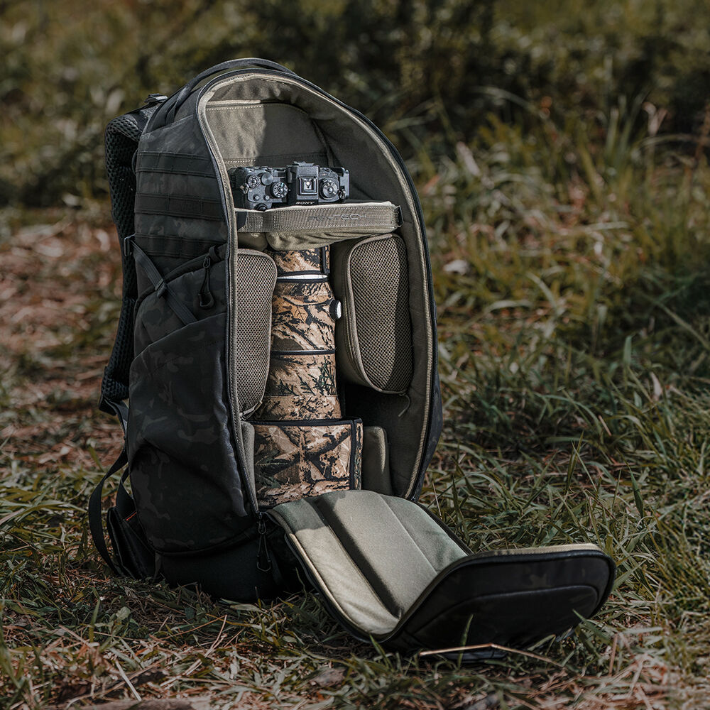 Mochila PGYTECH OnePro ST (Night Camo) - vista frontal