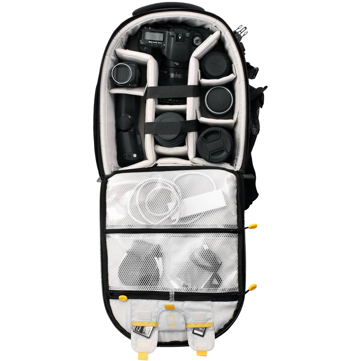 Mochila Ruggard Thunderhead 35 & Laptop (Negro) - puertos y conexiones