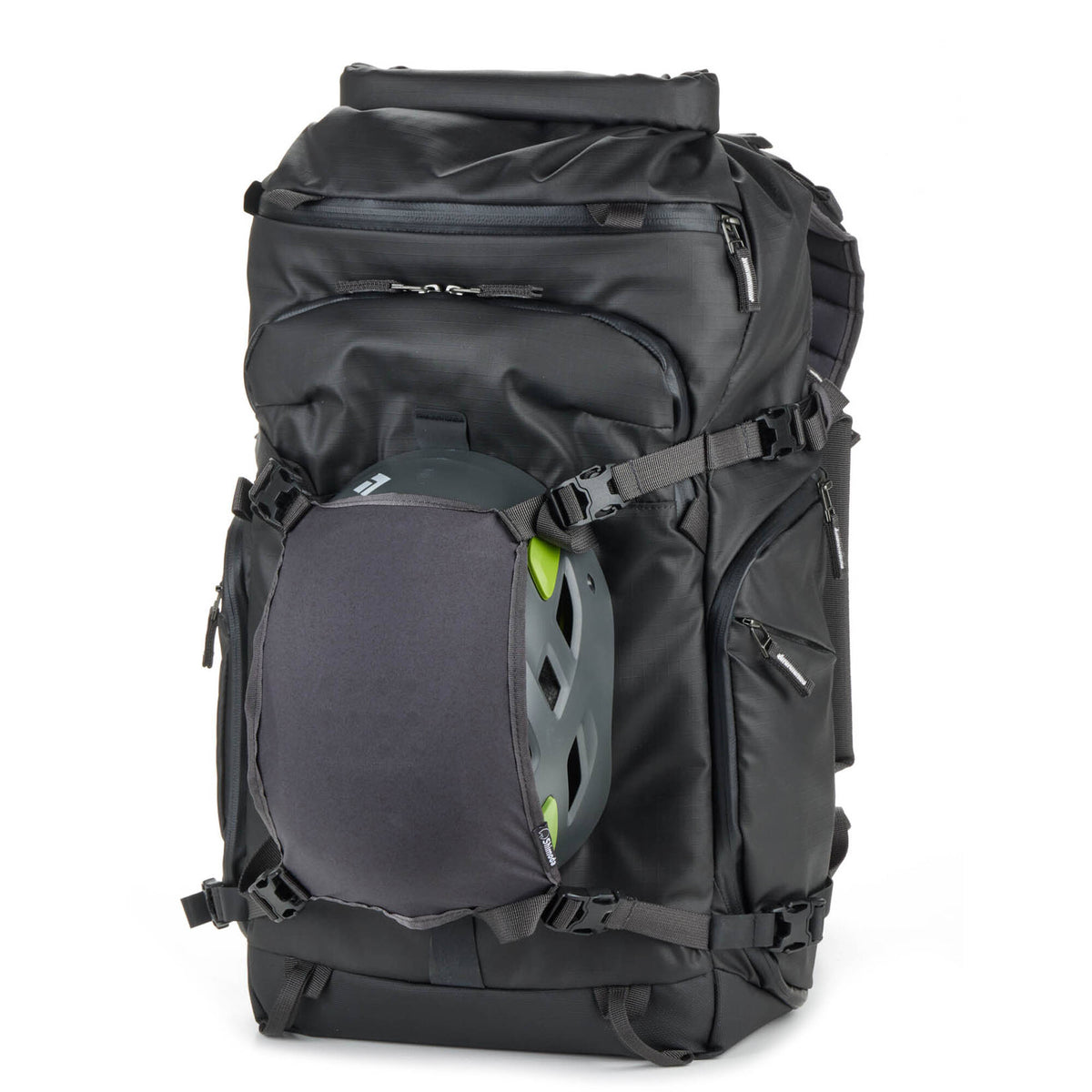 Mochila Shimoda Designs Action X30 V2 (Verde Army, 30L) - en uso