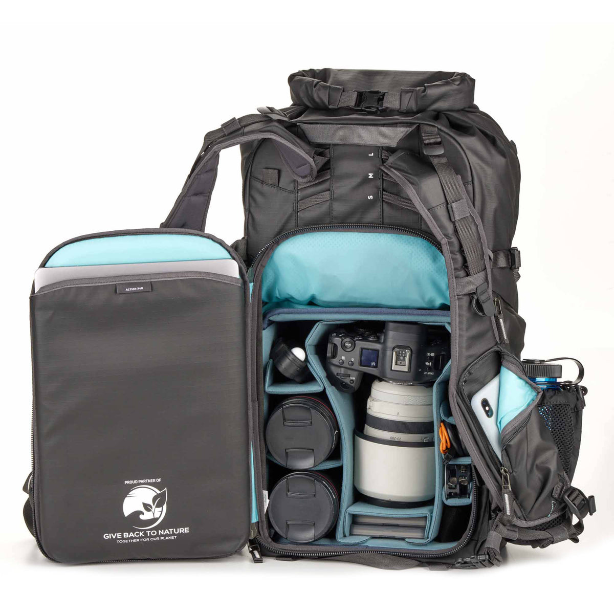 Mochila Shimoda Designs Action X40 V2 (Negro, 40L) - puertos y conexiones