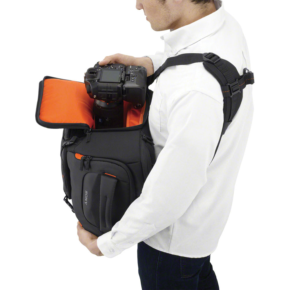 Mochila Sony Alpha / 15" Laptop - puertos y conexiones