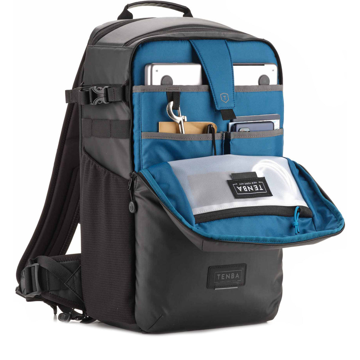Mochila Tenba Solstice V2 (Negro, 20L) - en uso