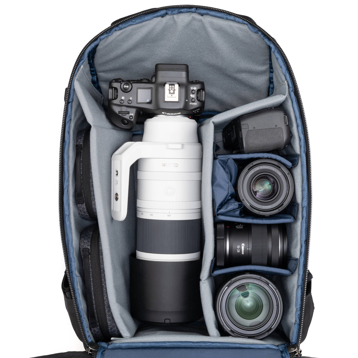 Mochila Think Tank Photo DarkLight (Negro, 25L) - en uso