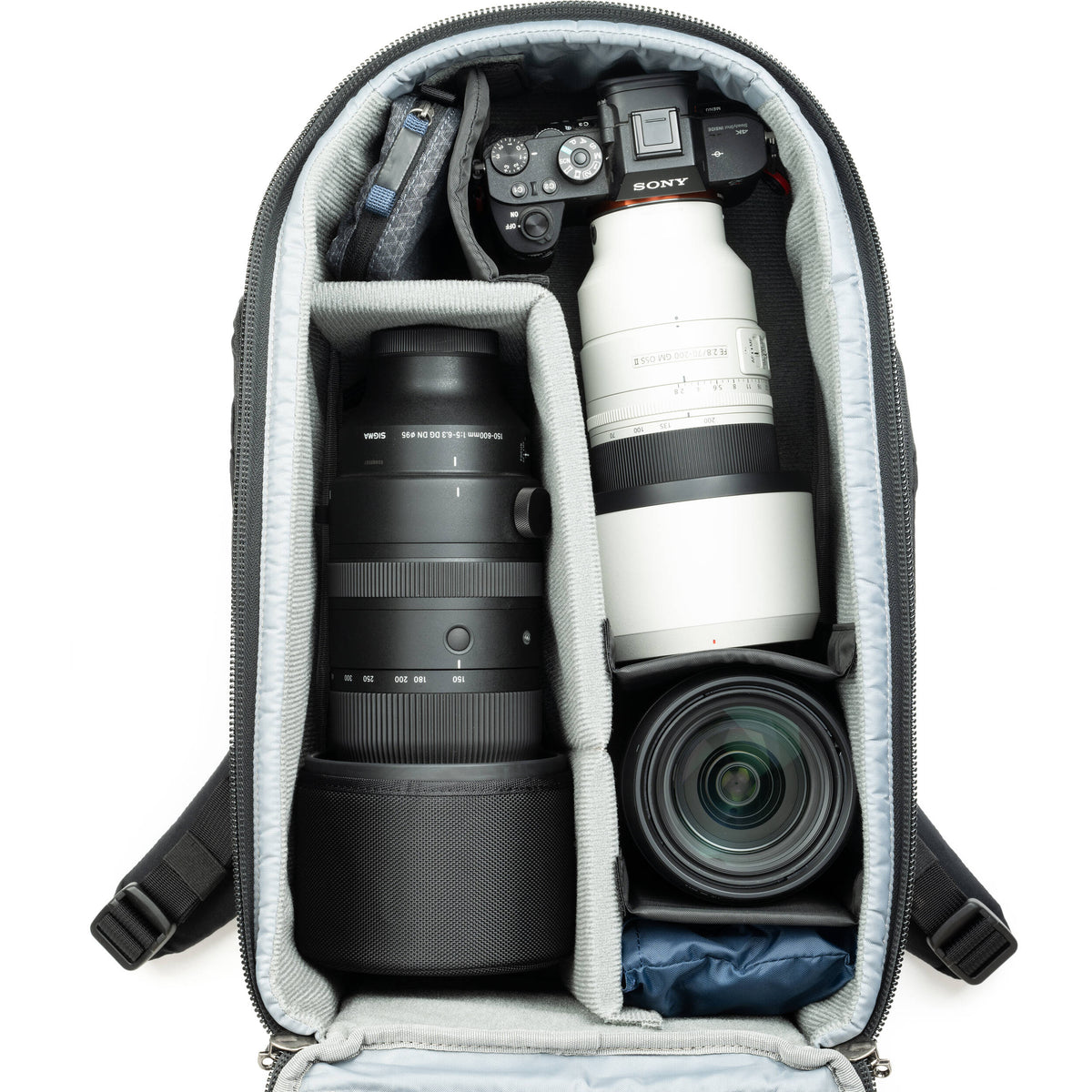 Mochila Think Tank Photo Walker Pro (24L) - puertos y conexiones