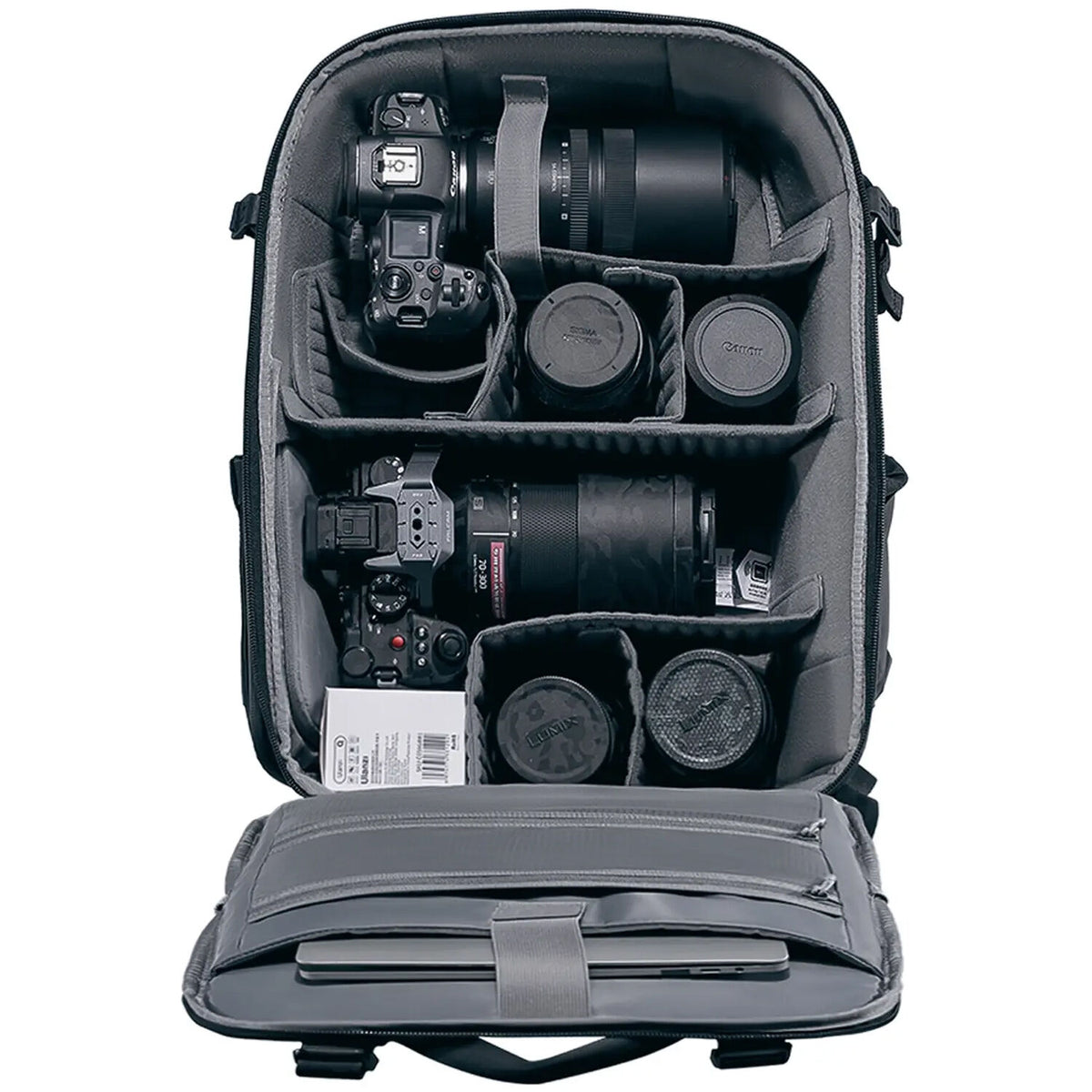 Mochila Ulanzi BP09 (Negro, 22L) - contenido de la caja