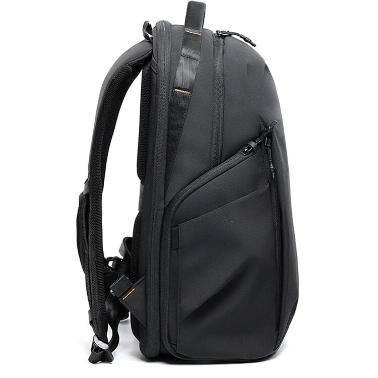 Mochila Ulanzi YY038 Urban Travel V2 (Negro, 22L) - vista lateral