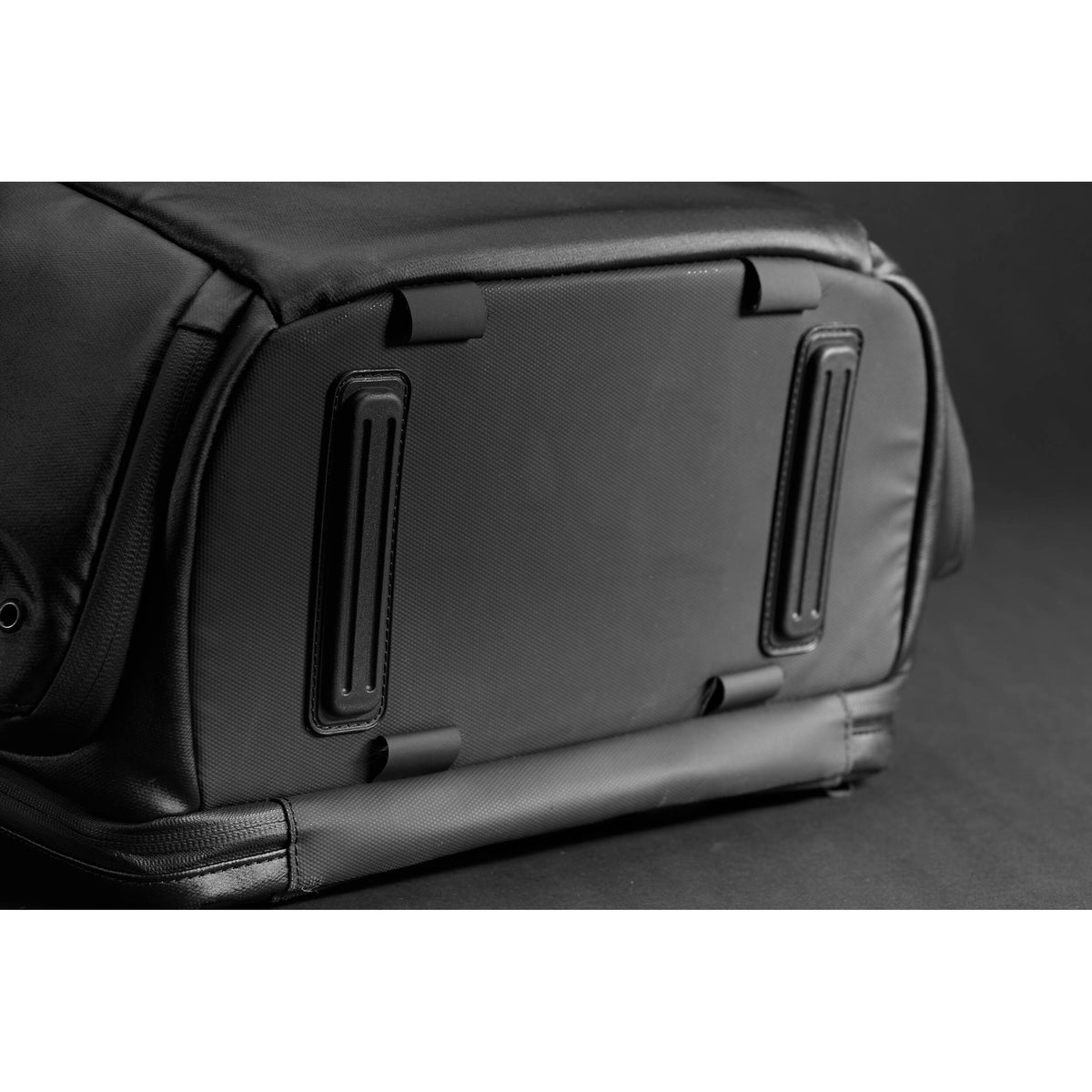 Mochila VSGO Negro Snipe (25L) - en uso